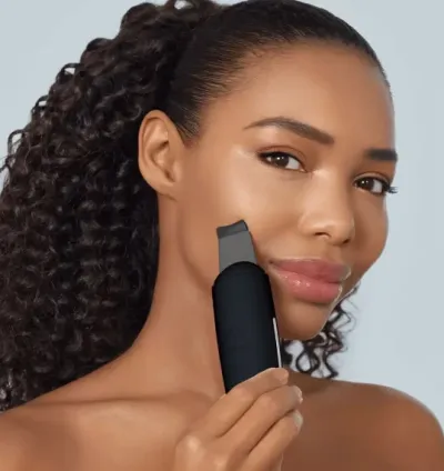 Geske MicroCurrent Skin Scrubber Blackhead Remover 9 In 1